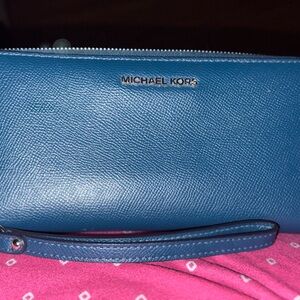 Michael Kors wallet